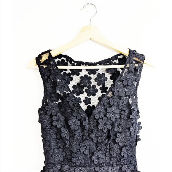 NEW Milly Mari Floral Appliqué Sheath Dress Black - Picture 4 of 6